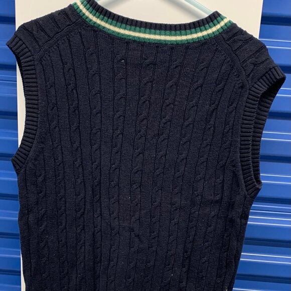 (2-11) UNIQLO SWEATER (M) - Picture 4 of 4